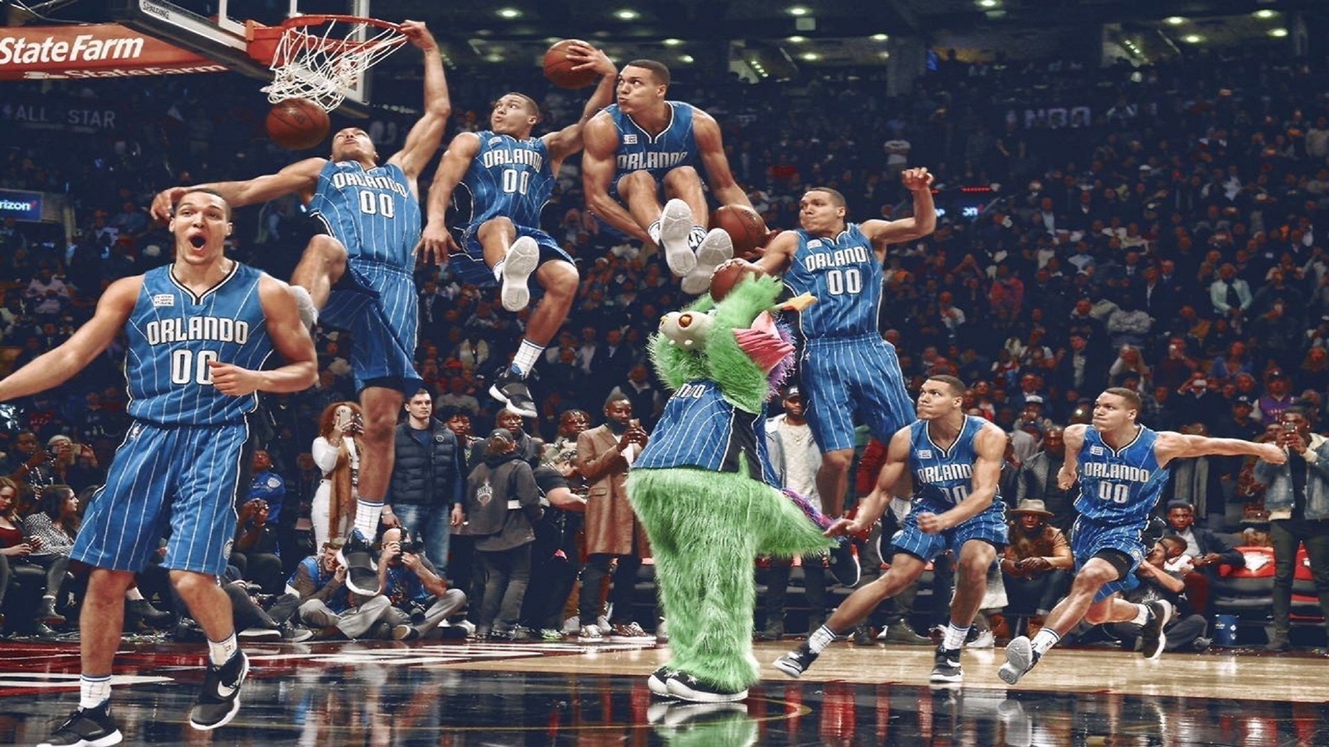 游泳接力赛紧张刺激,换泳手环节决定胜负,游泳接力比赛临时换人